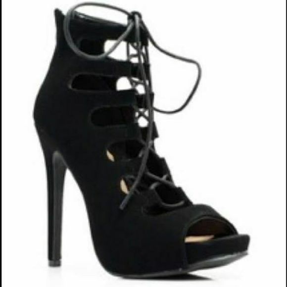 Shoes - Glaze Womens Heels Size 7 Black Strappy Platform